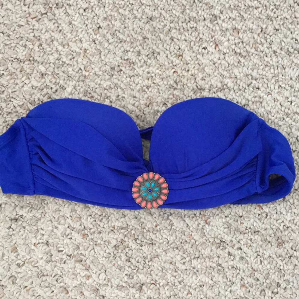 Strapless bikini top